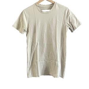 Well Made Beige Tan Crew Neck Basic T-shirt Men’s size Small